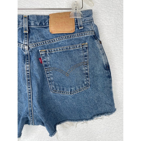 Levis 550 Vintage High Rise Relaxed Fit Cutoff Denim Shorts Blue Womens 30 - Picture 5 of 9